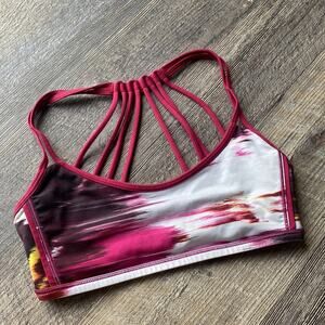 Lululemon Lighten Up Sports Bra